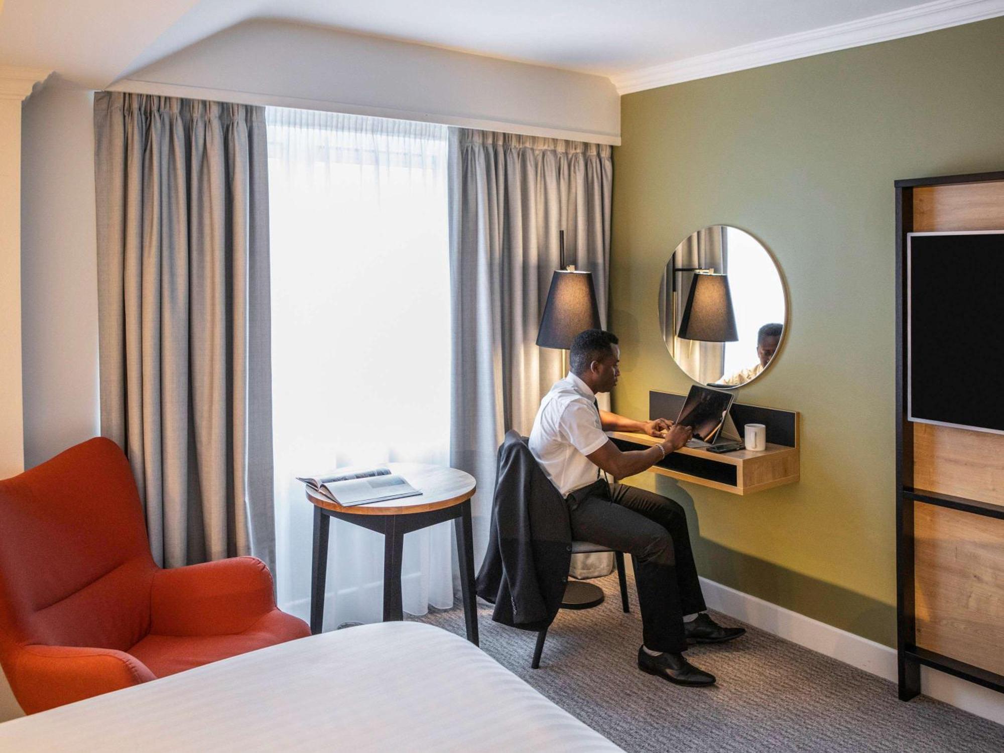 Mercure Nottingham Sherwood Exterior photo